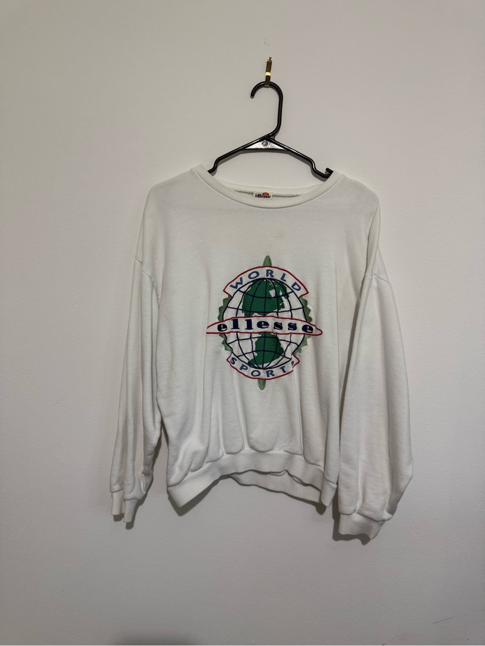 Ellesse White Crewneck Sweatshirt with Green & Navy Globe Graphic